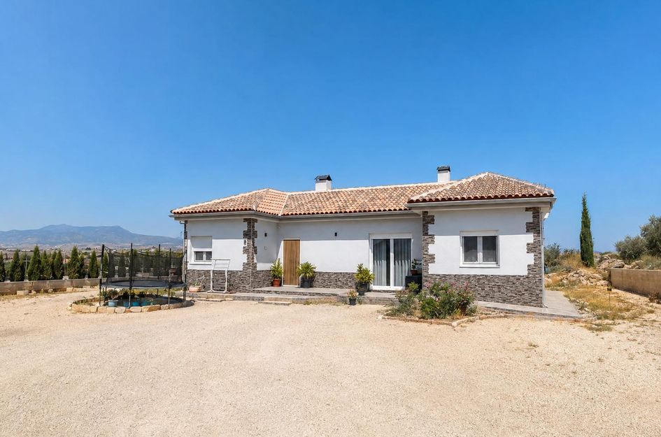 Villa in El Pinós