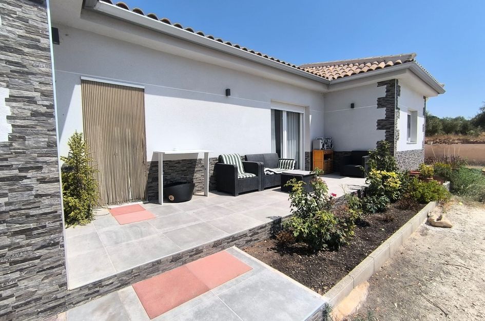 Villa in El Pinós