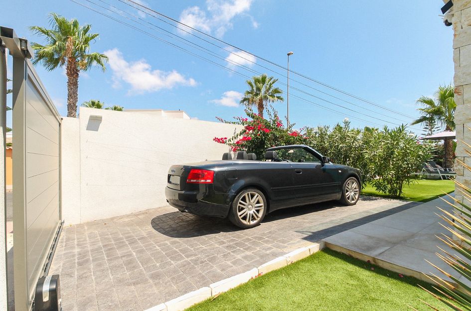 Villa in Dehesa de Campoamor