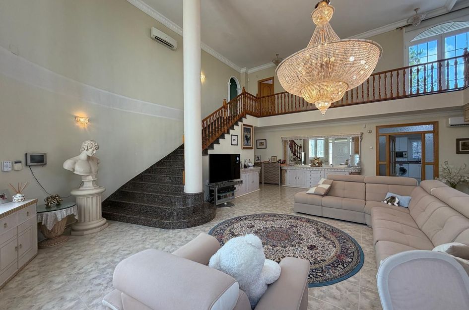 Villa in Quesada