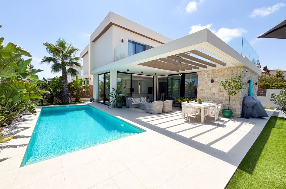 Villa in Castillo de Don Juan