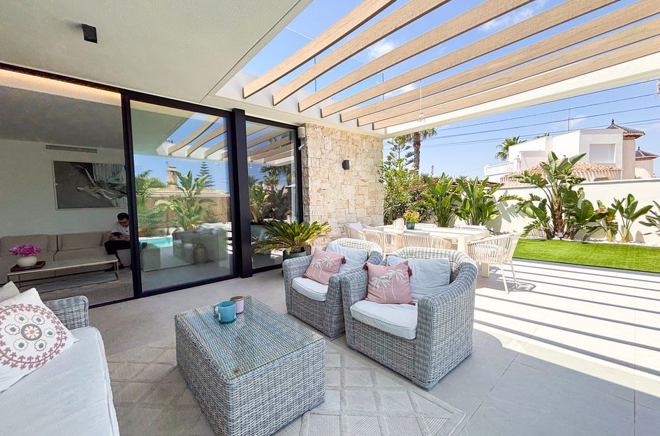 Villa in Castillo de Don Juan