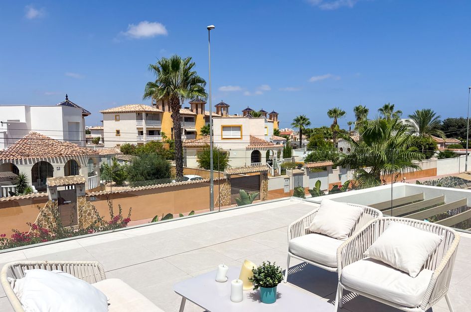 Villa in Castillo de Don Juan