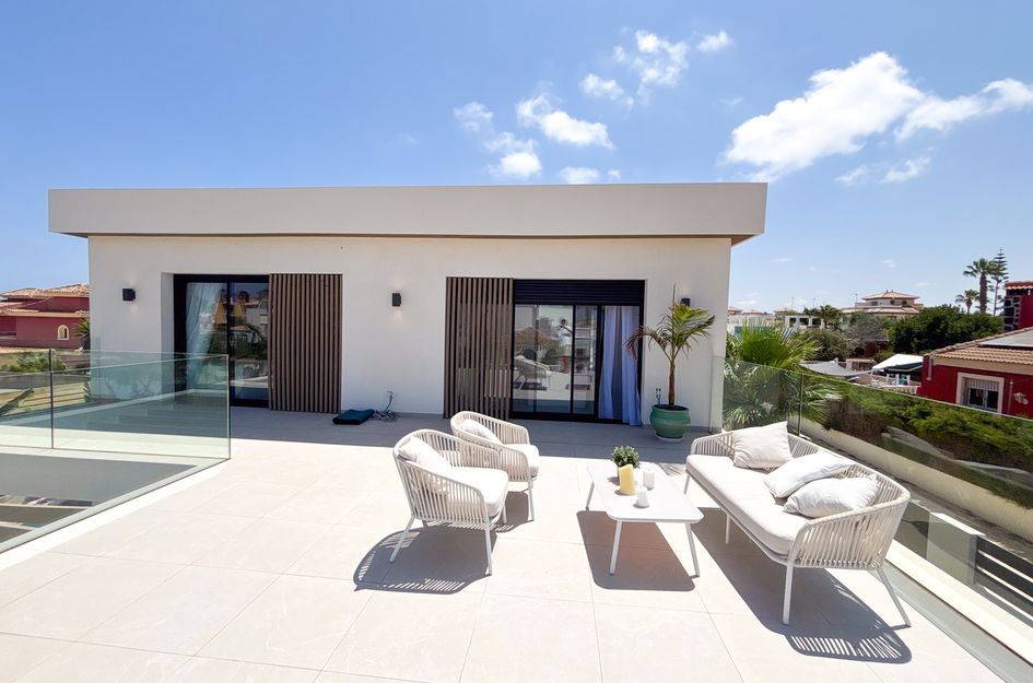 Villa in Castillo de Don Juan