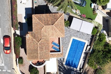 Villa in Res. Las Filipinas