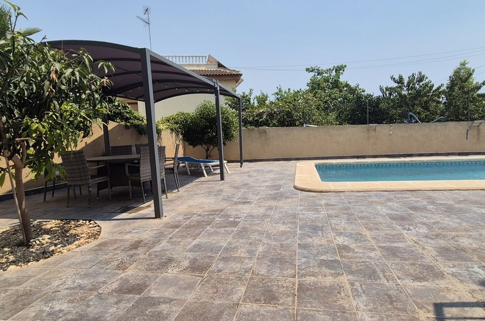 Villa in Res. Las Filipinas