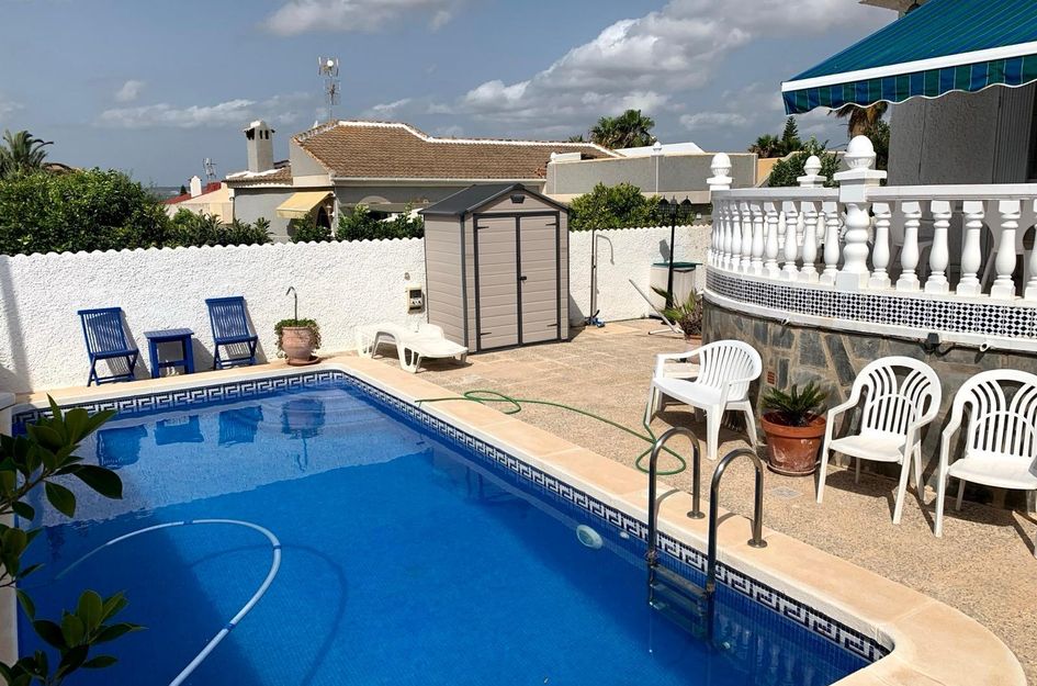 Halfvrijstaand in Torrevieja