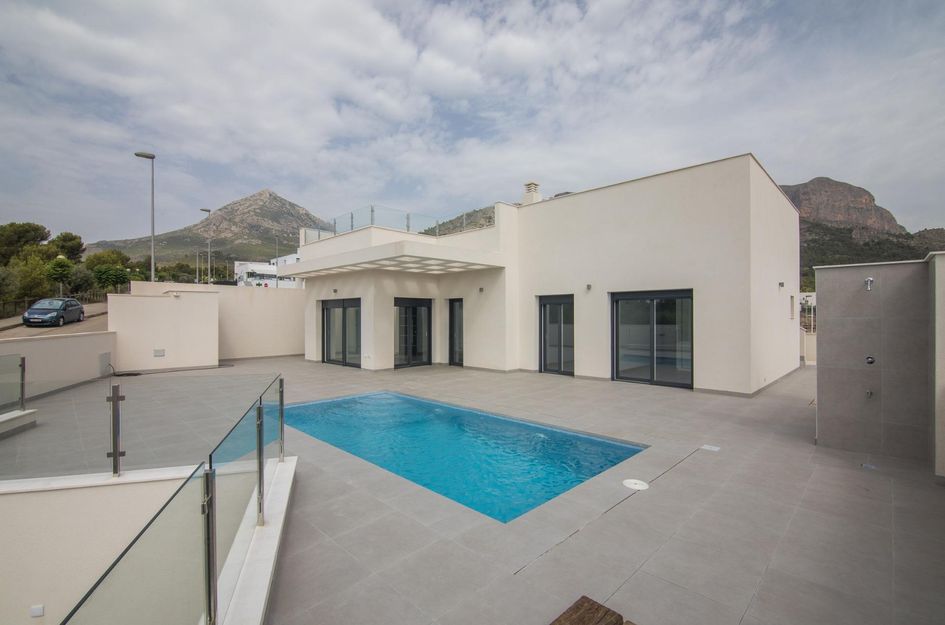 Villa in Coloma