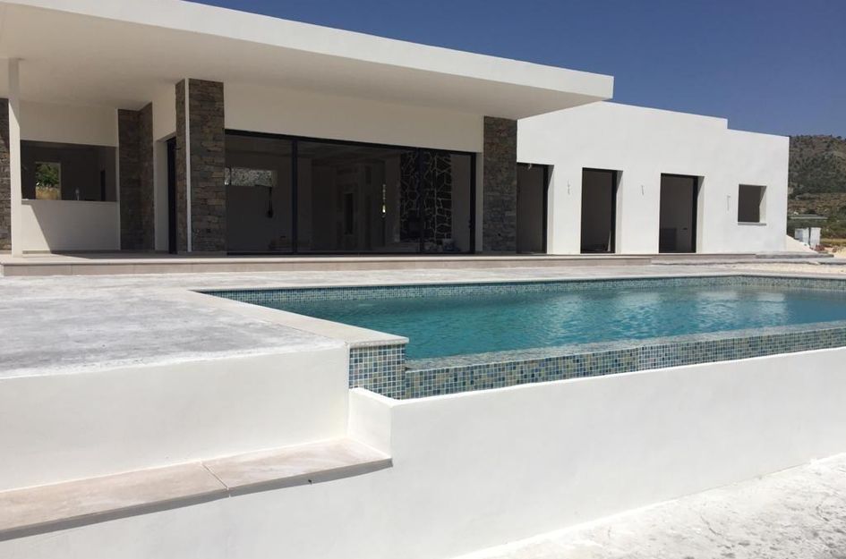 Villa in El Pinós