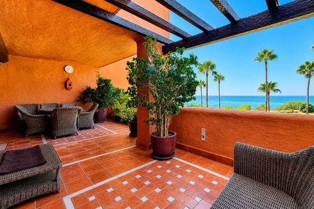 Appartement in Urbanización Puerto de Estepona