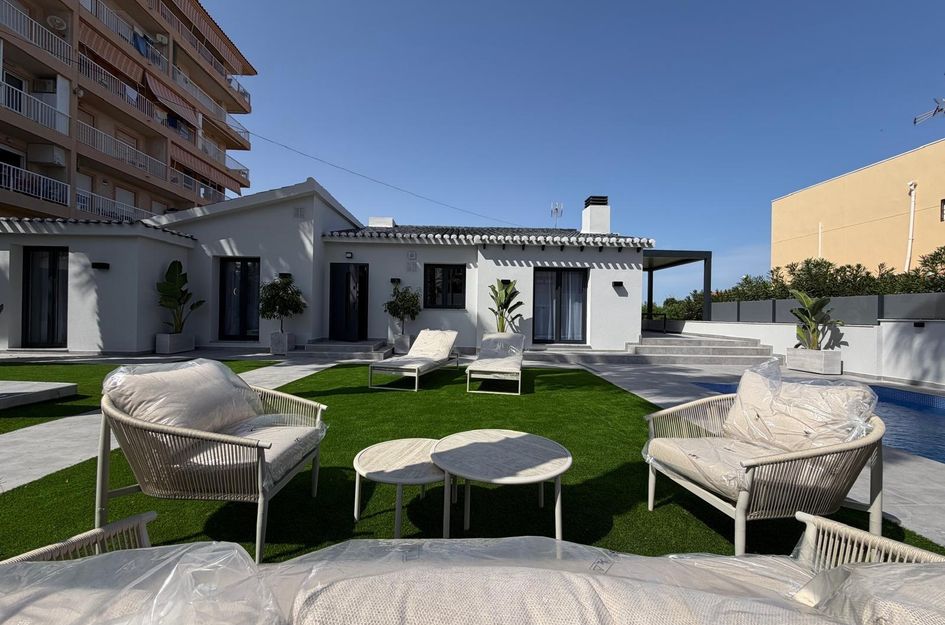 Villa in Punta Prima