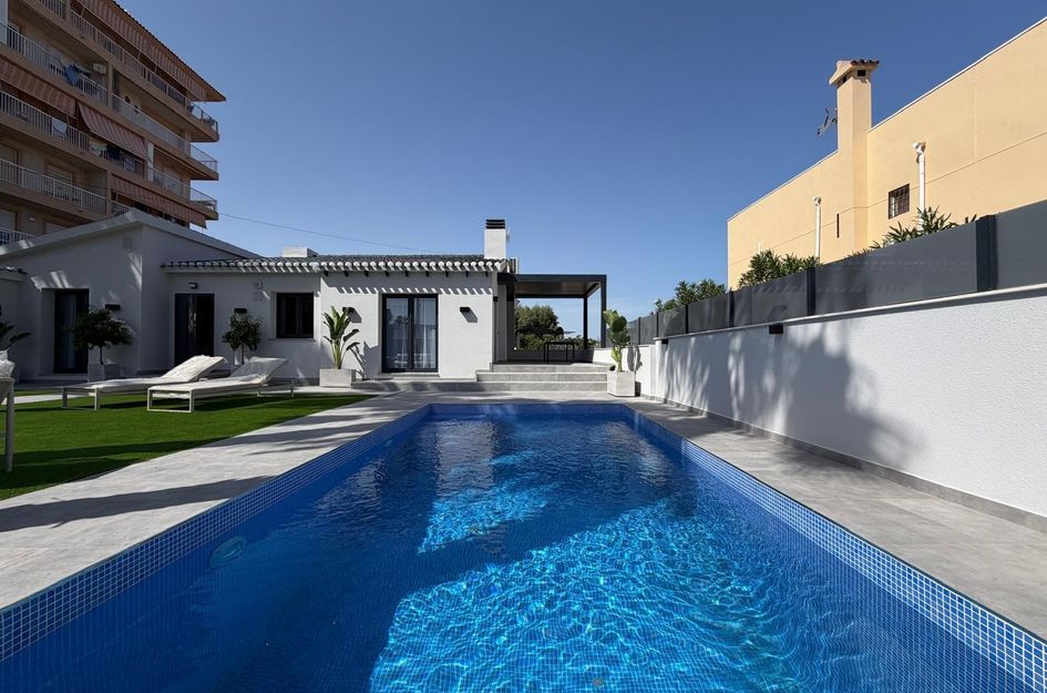 Villa in Punta Prima