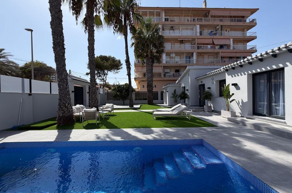 Villa in Punta Prima