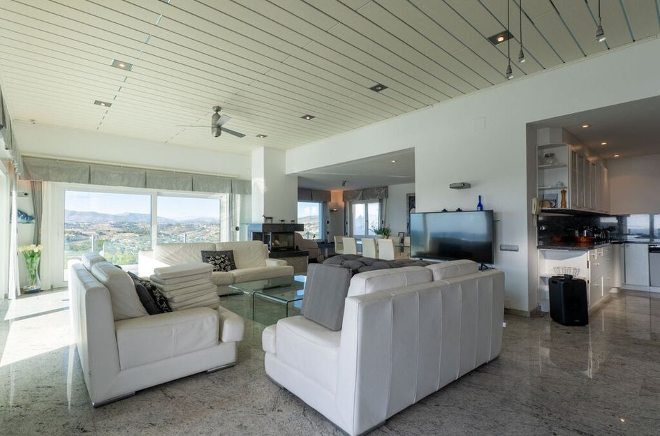 Villa in El Tesoro