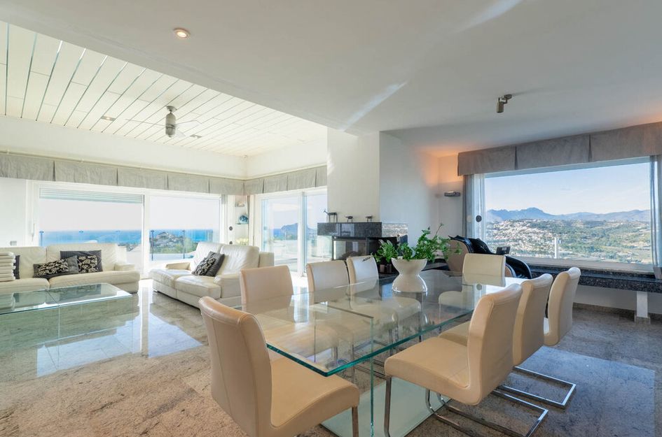 Villa in El Tesoro