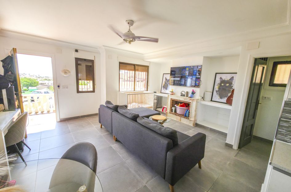 Villa in Res. Las Filipinas
