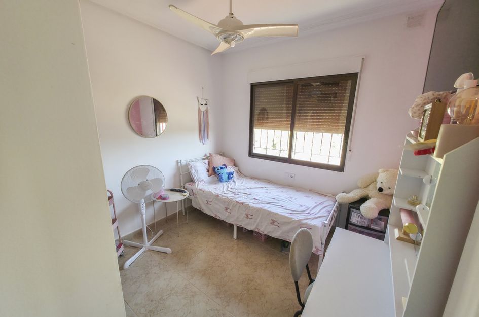 Villa in Res. Las Filipinas