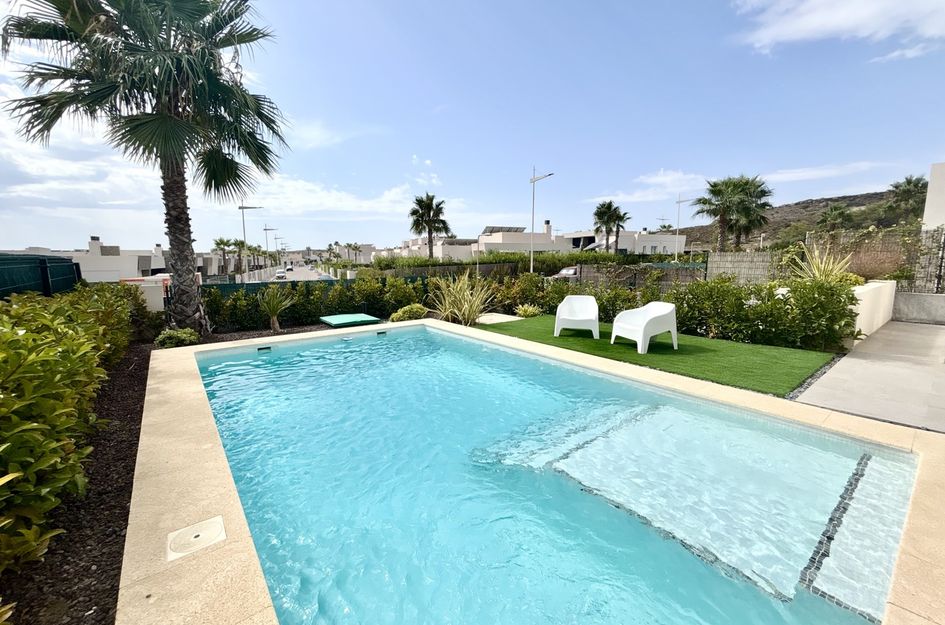 Villa in Algorfa