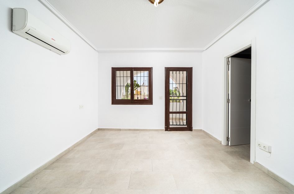 Villa in Torrevieja