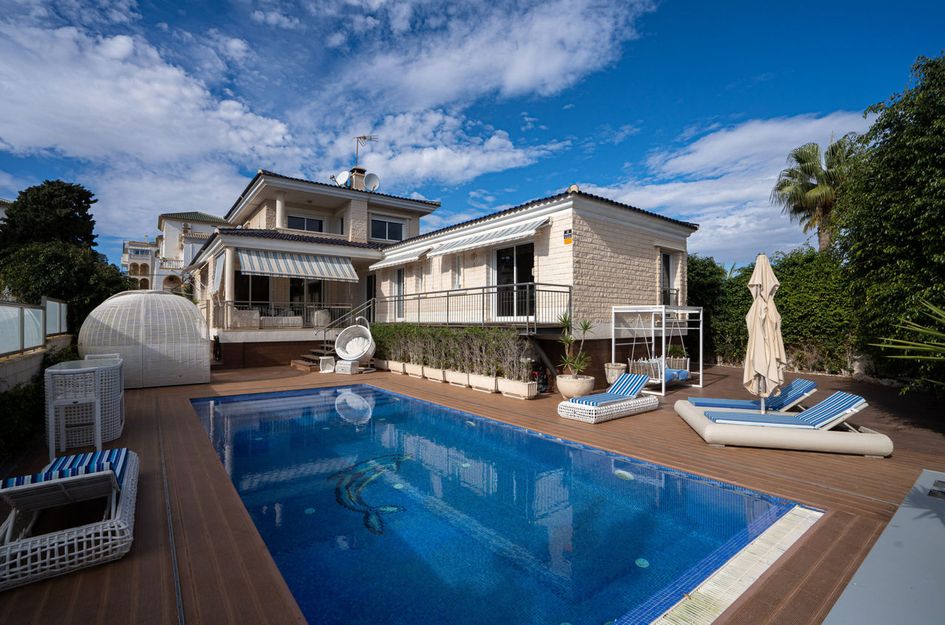 Villa in Torre La Mata