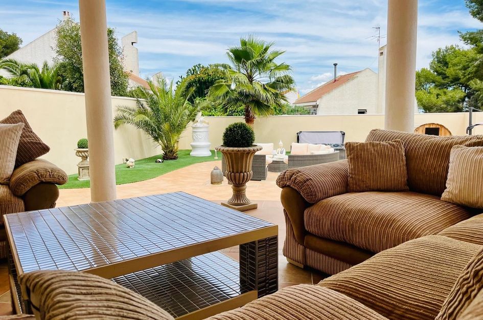 Villa in San Miguel de Salinas