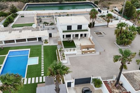 Villa in Los Montesinos