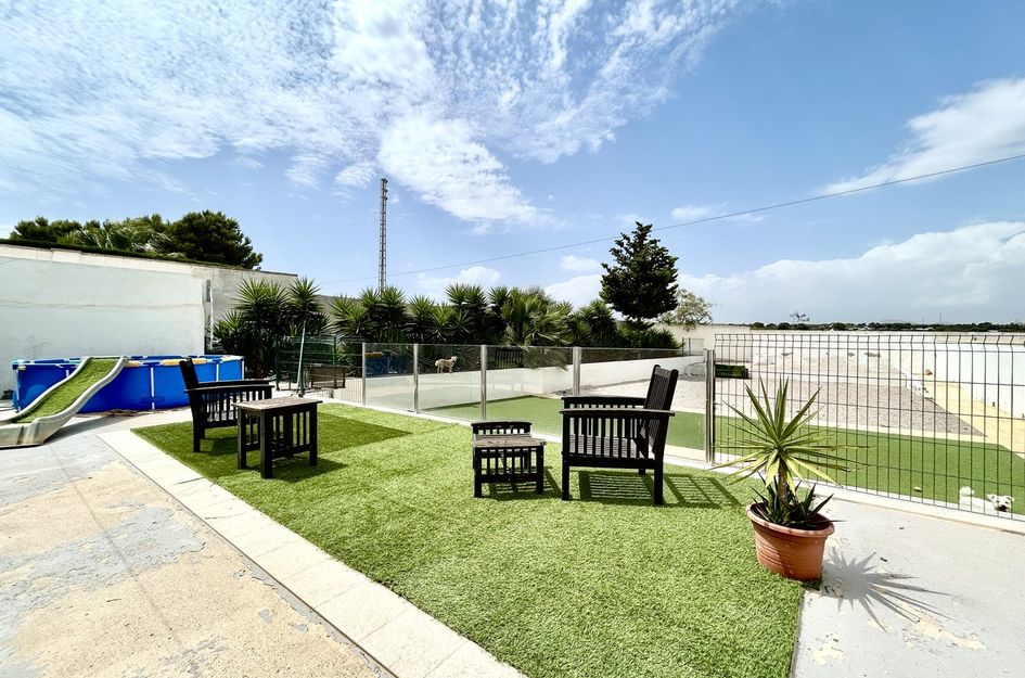Villa in Los Montesinos