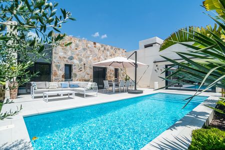 Villa in Algorfa