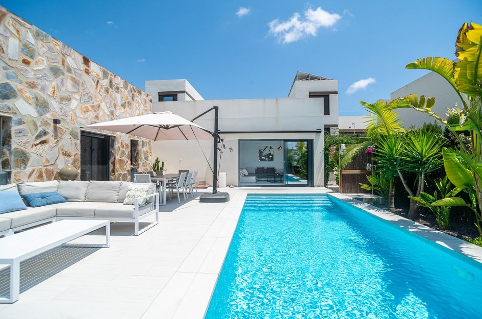 Villa in Algorfa