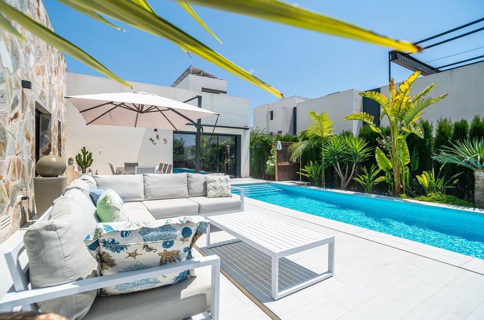 Villa in Algorfa