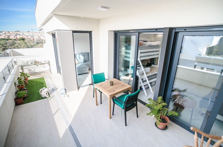 Penthouse in Los Almendros