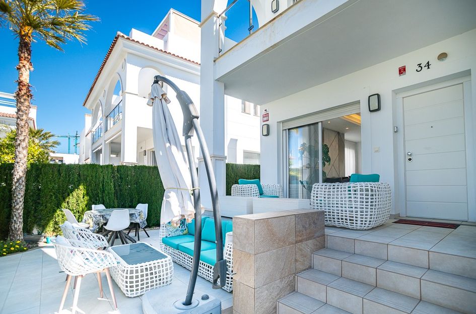 Villa in Montebello