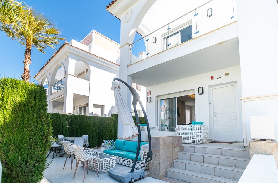 Villa in Montebello