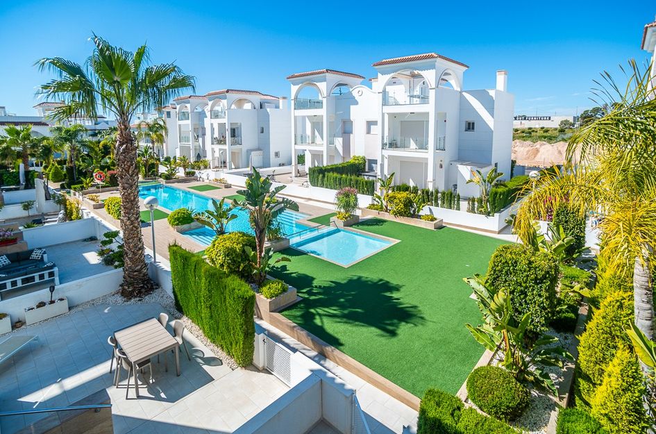Villa in Montebello