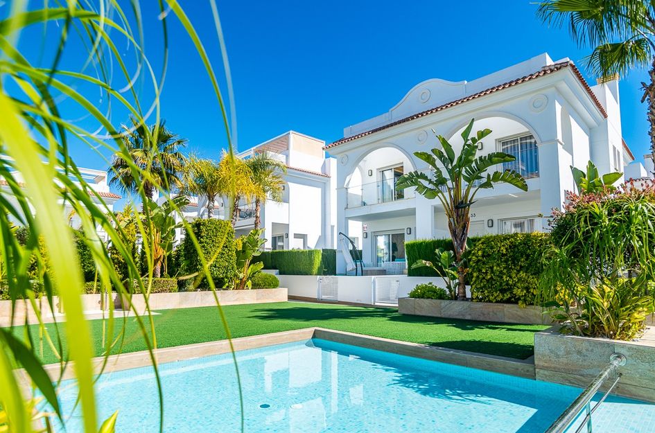 Villa in Montebello