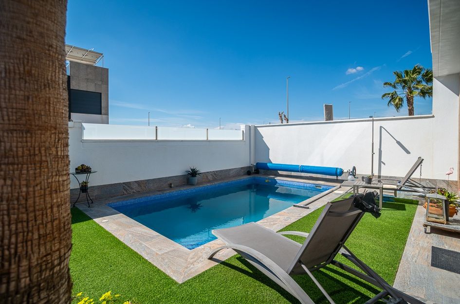 Villa in Pilar de la Horadada