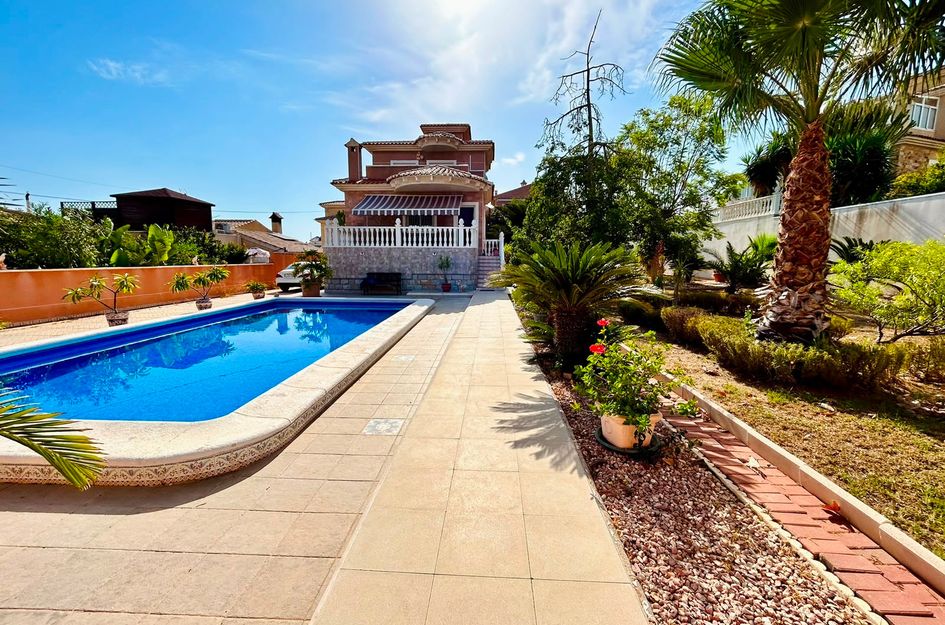 Villa in Torrevieja