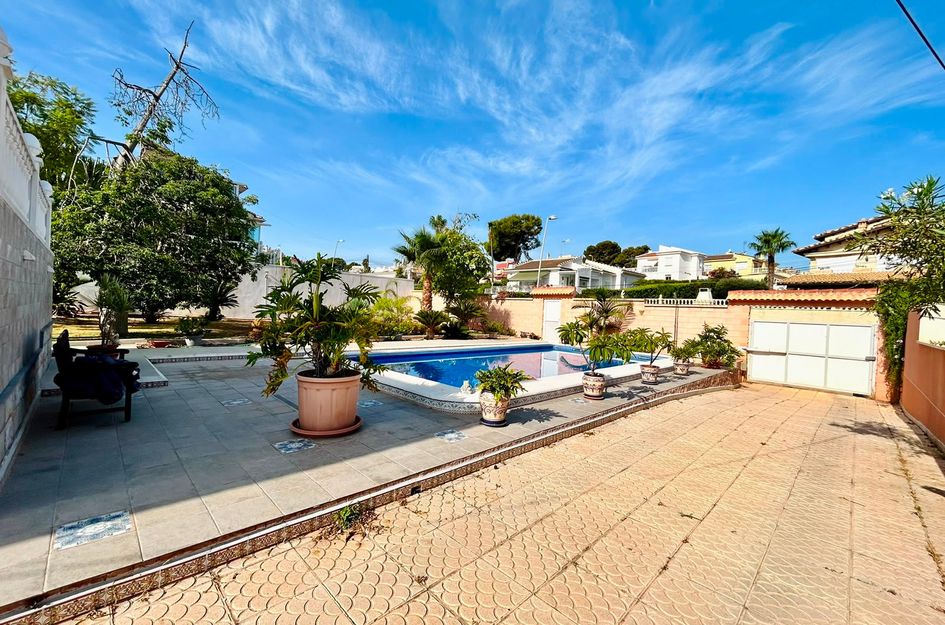Villa in Torrevieja