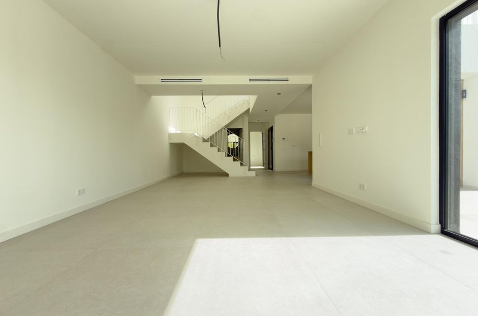 Villa in Golf Badia