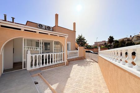 Huis in Punta Prima