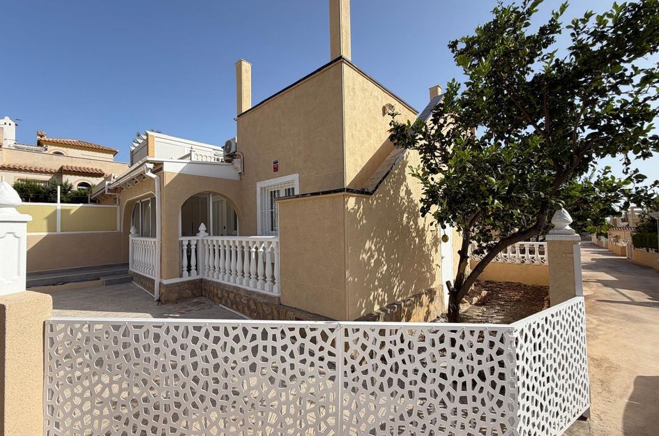 Huis in Punta Prima