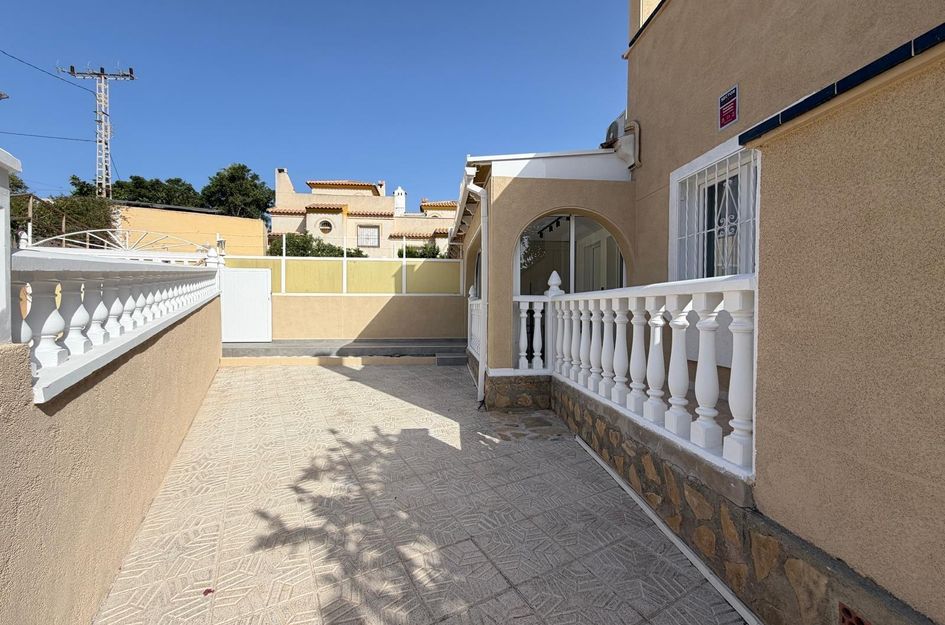 Huis in Punta Prima
