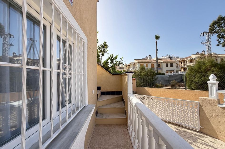 Huis in Punta Prima
