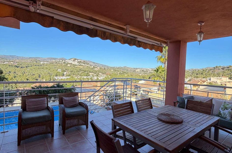 Villa in Calp
