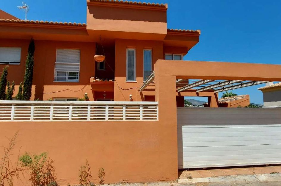 Villa in Calp