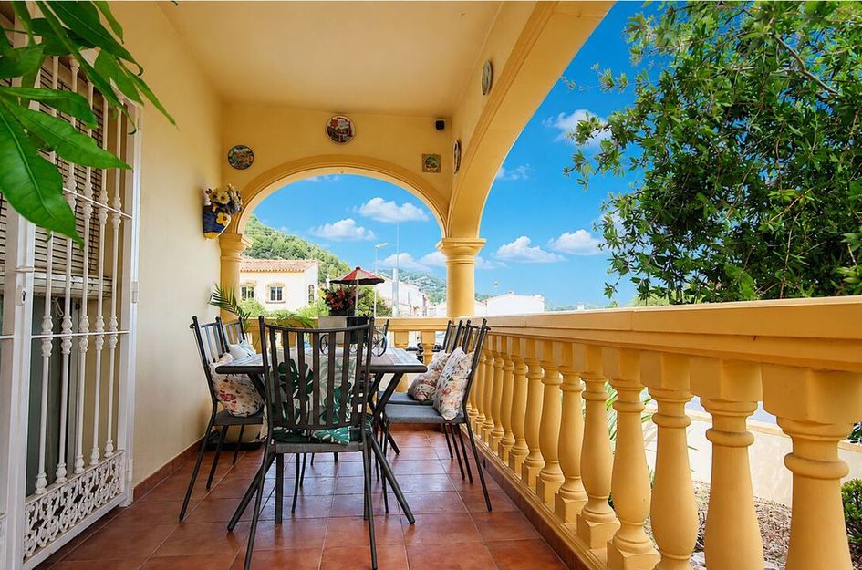 Villa in Sagra