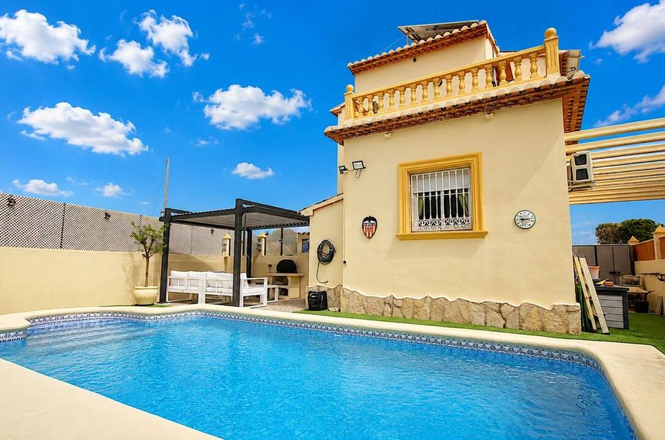 Villa in Sagra