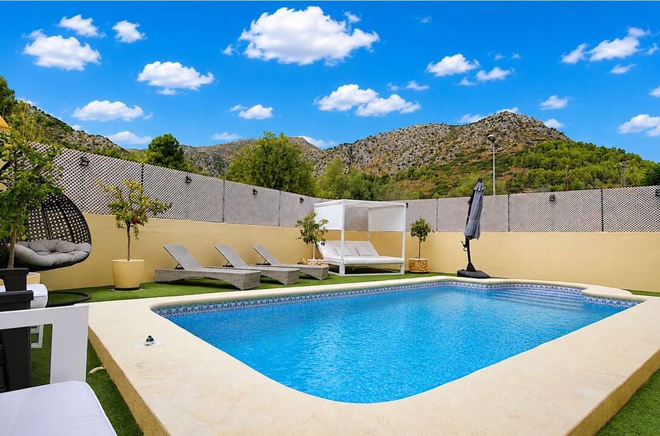Villa in Sagra