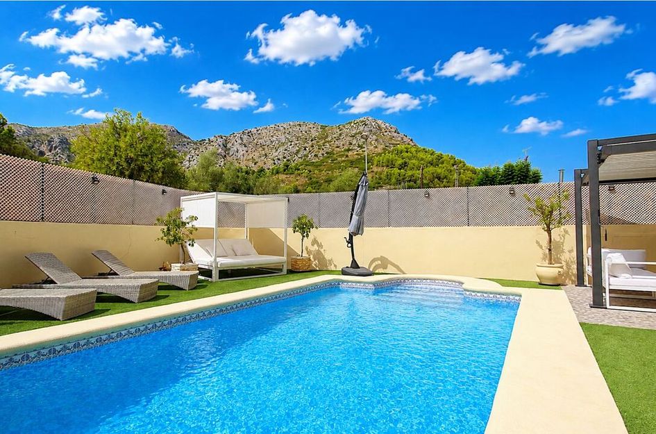 Villa in Sagra