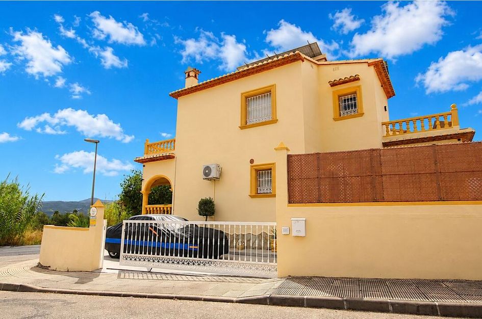 Villa in Sagra